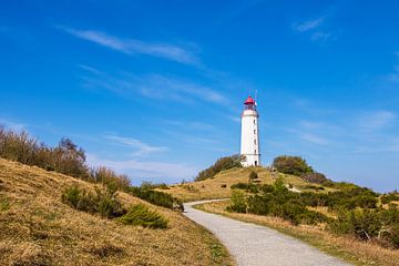 Le phare Dornbusch sur l'île de Hiddensee sur Rico Ködder