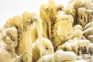 Ice sculpture