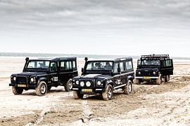 Land rovers on the beach of Terschelling by Evert Jan Luchies