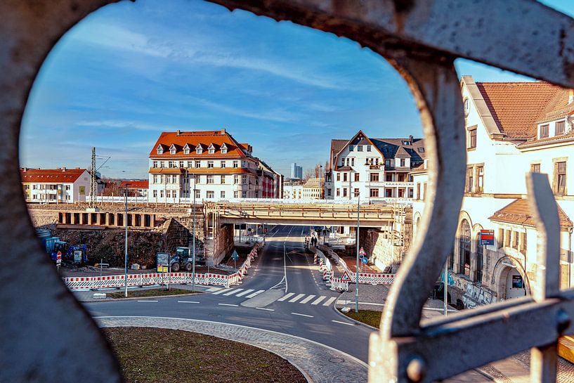 On the road in Chemnitz by Johnny Flash