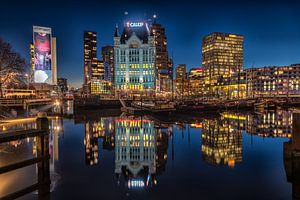Weißes Haus, Spiegelung im Alten Hafen