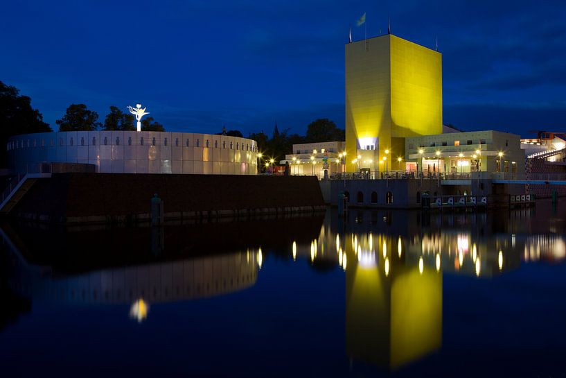 Groninger Museum by Marina Nieuwenhuijs