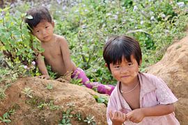 Kinderen in Myanmar, Azië von Rixt van der Ende