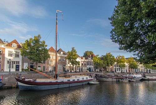 De haven in 's-Hertogenbosch, Nederland