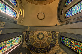 Deckenbild einer verlassenen Kirche in Ungarn von Gentleman of Decay