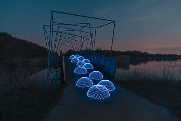 Lightpainting op de silhouetbrug (cubic bridge) zoetermeer van Jolanda Aalbers
