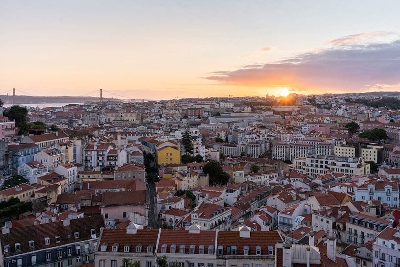 Lissabon Zonsondergang van Michiel Dros