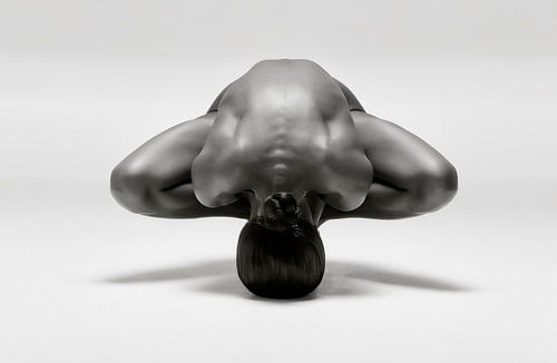Symmetrical Gymnast