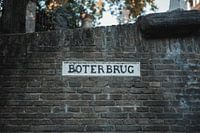 Namensschild 'De Boterbrug' in Delft