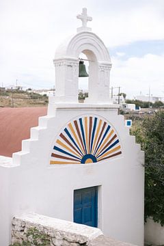 Chapelle arc-en-ciel à Mykonos Grèce | Europe Travel Photography sur HelloHappylife