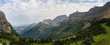 Glacier National Park, Going-to-the-sun road, Logan Pass, Montana, USA by Jeroen van Deel
