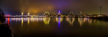 Skyline van Kampen aan de IJssel bij nacht