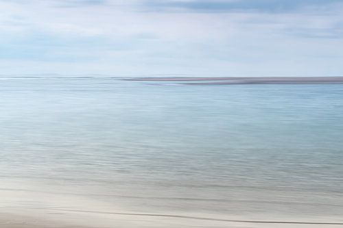 The Sea by Hennie Zeij