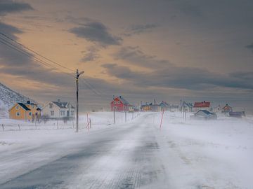 Een kleurrijk dorpje in de sneeuw van Andy Luberti