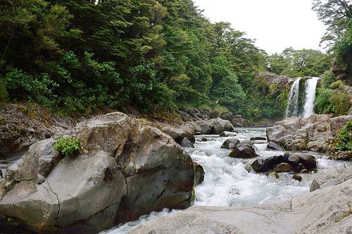 Tawhai watervallen en Gollums Pool