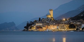 Avond bij Malcesine, Gardameer van Henk Meijer Photography