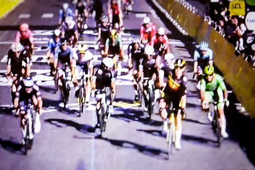 Wout van Aert wins on the Champs-Élysées