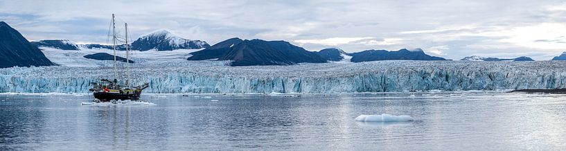 Svalbard Svalbard Borebreen-Gletscher von Peter Moerman