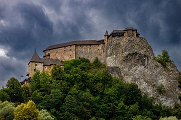 Het kasteel van Arvaburg in Slowakije van Roland Brack