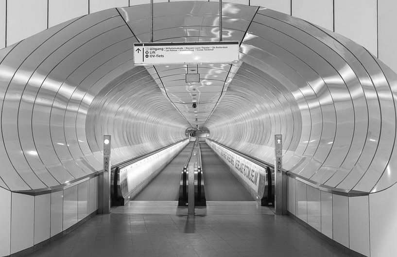 La station de métro Wilhelminaplein à Rotterdam par MS Fotografie | Marc van der Stelt