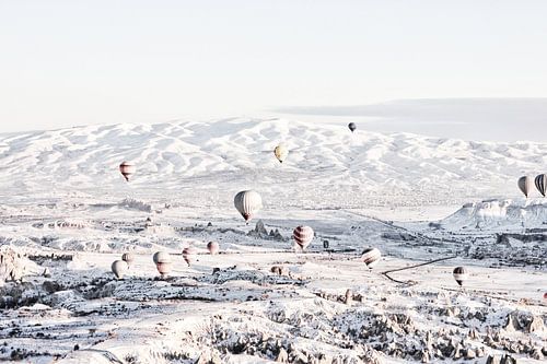 Snow Balloons