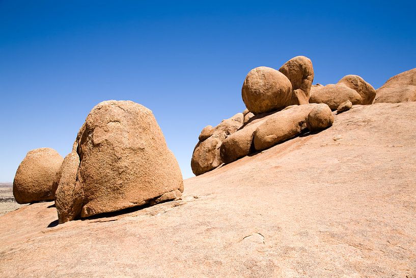 Rock balls on the Spitzkoppe by Angelika Stern