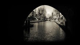 Tunnel über die Oudegracht von Jan van der Knaap