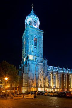 Lebuïnuskerk in de nacht te Deventer
