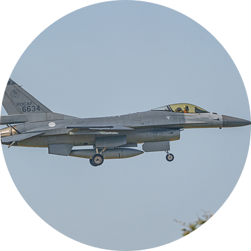 Taiwanese Lockheed Martin F-16A  Fighting Falcon. van Jaap van den Berg