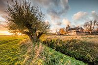 Zonsondergang bij de oude kerk in Oosterbeek