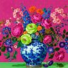 Klassisches Pop-Art-Stillleben: Blumenstrauß auf Delfter Blau Vase von Studio Pieternel