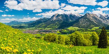 Oberstdorf in the Allgäu by Walter G. Allgöwer