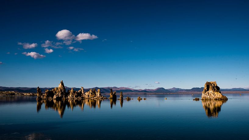 Kalksteen Tufsteen Formatie bij Mono Lake in de Sierra Nevada Californië USA Panorama van Dieter Walther