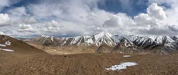 Panorama Khargush Pas Tadjikistan van Daan Kloeg