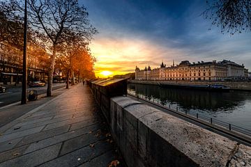 Joggen in Parijs bij zonsopgang van Rene Siebring