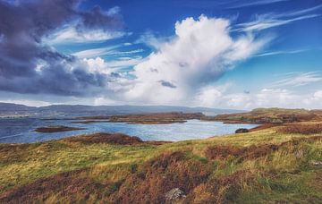 La magnifique nature déserte de l'Écosse. L'île de Skye en Grande-Bretagne sur Jakob Baranowski - Photography - Video - Photoshop