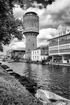 The water tower at the Heuveloord in Utrecht at the Vaartsche Rijn by André Blom Fotografie Utrecht