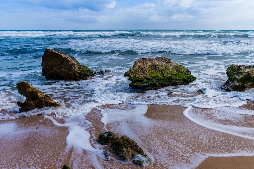Rocks in the sea by Jeroen de Weerd