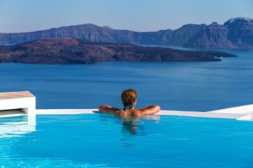 Santorini Infinity Pool II van Erwin Blekkenhorst