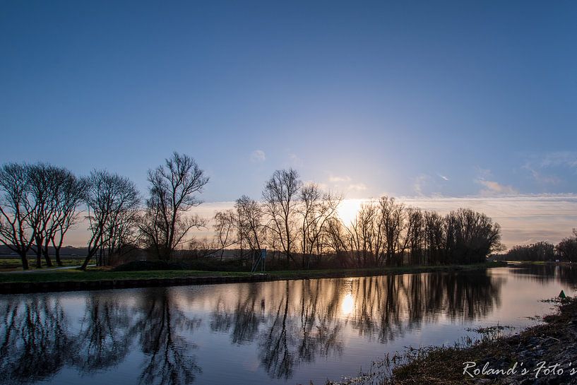 a fresh winter morning in the Netherlands by Roland's Foto's