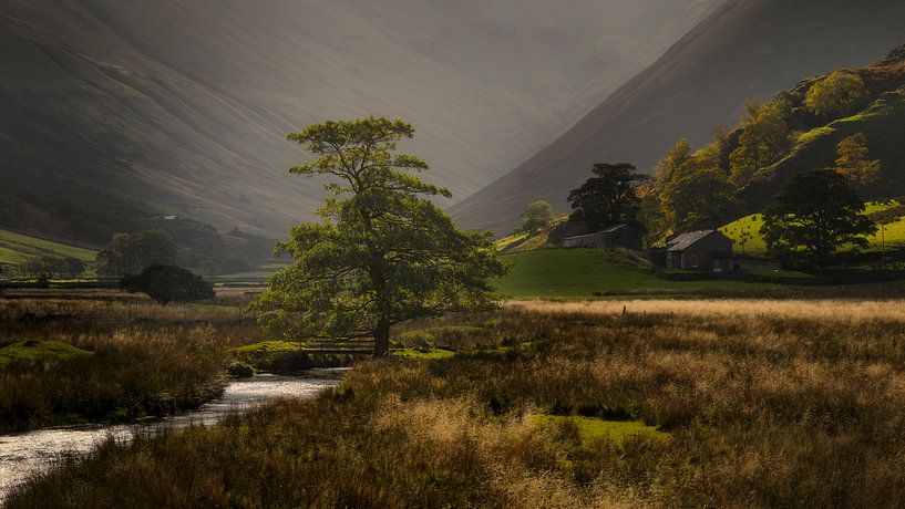 Picturesque beautiful light in Martindale Valley in the beautiful Lake District in England by Jos Pannekoek