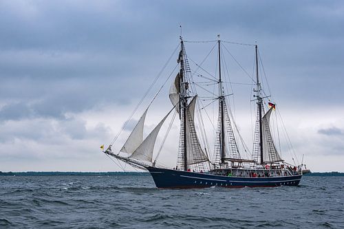Zeilschip op de Oostzee bij Warnemünde