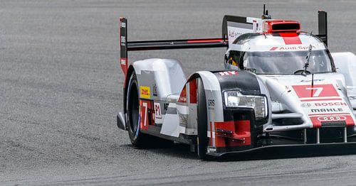 Audi R18 Le Mans race auto