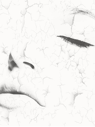 Schöne Frau auf weißem Hintergrund