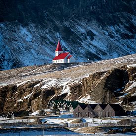 Vik's iconische kerk van Rene van Heerdt