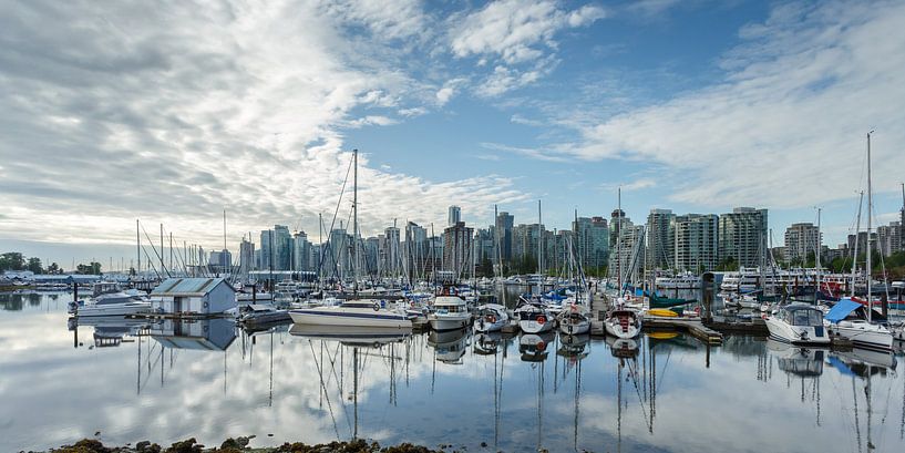 Panorama van Vancouver stad Canada von Menno Schaefer