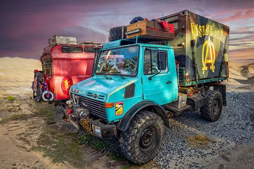 Twee 4x4 vrachtwagens omgebouwd tot camper