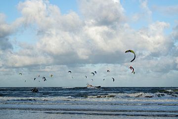 Kitesurfing Scheveningen by Judith Cool