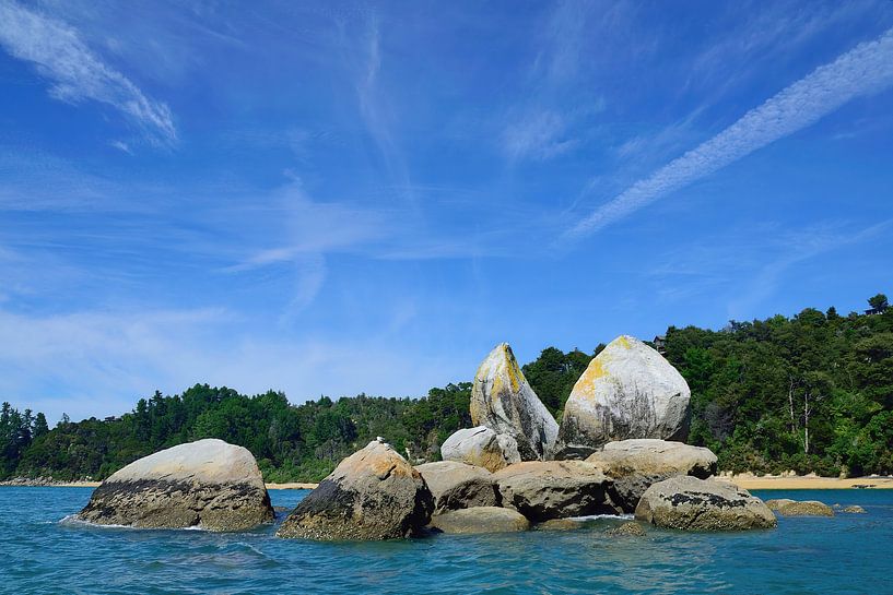Split Apple Rock by Frank's Awesome Travels