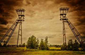 Decommissioned pithead towers coal mine Houthalen (B)